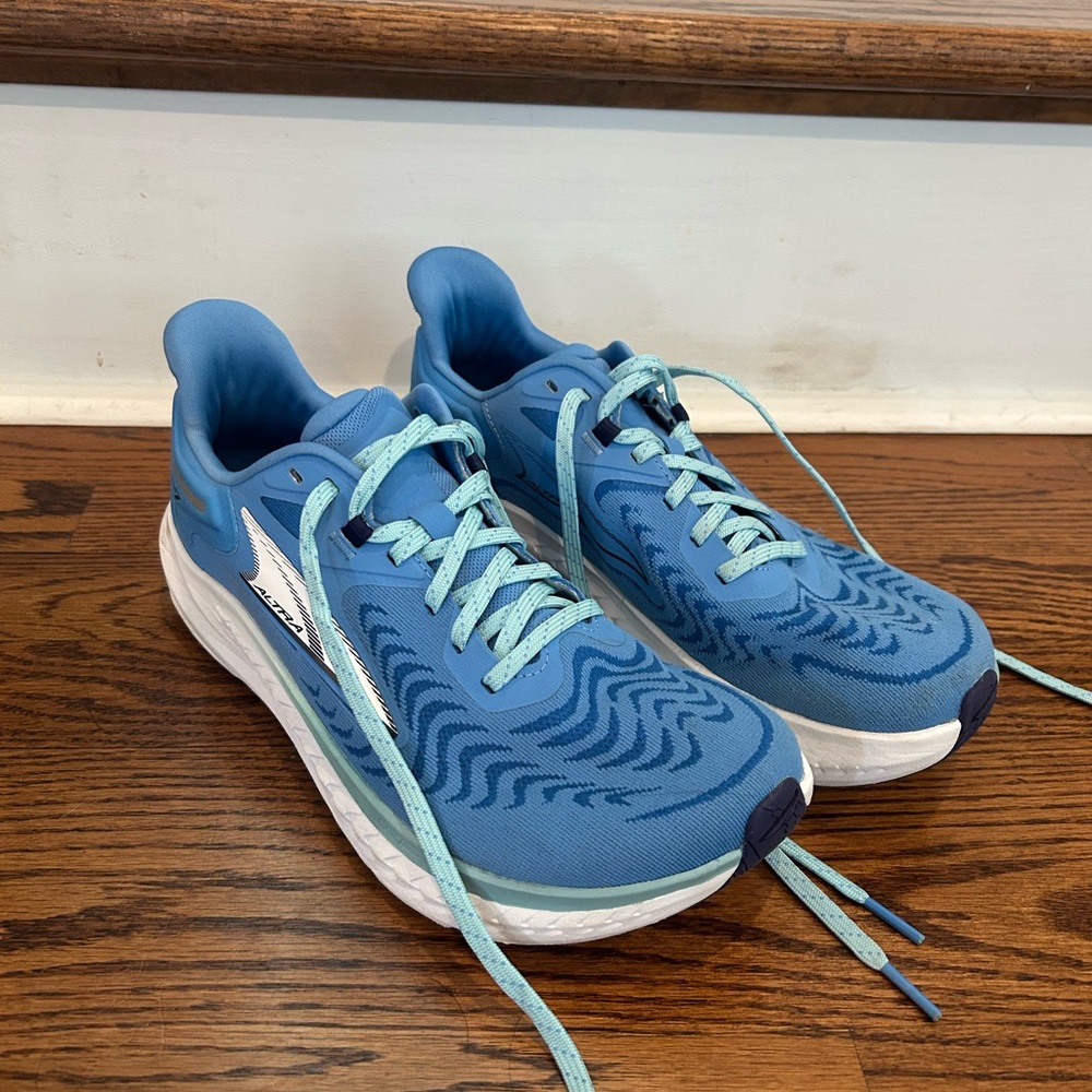 Altra Torin 7 Athletic Shoes - Picture 2 of 6